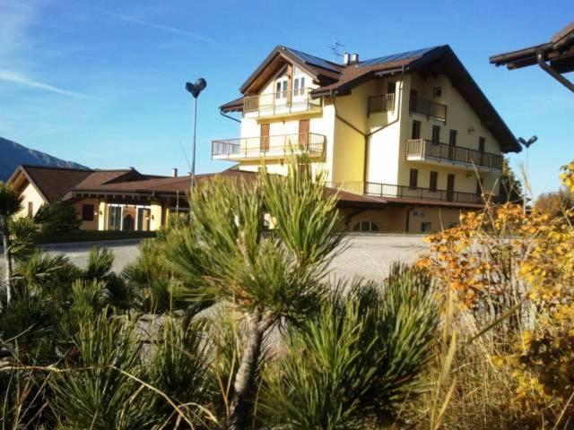 Hotel Residence Bellavista Brentonico Buitenkant foto